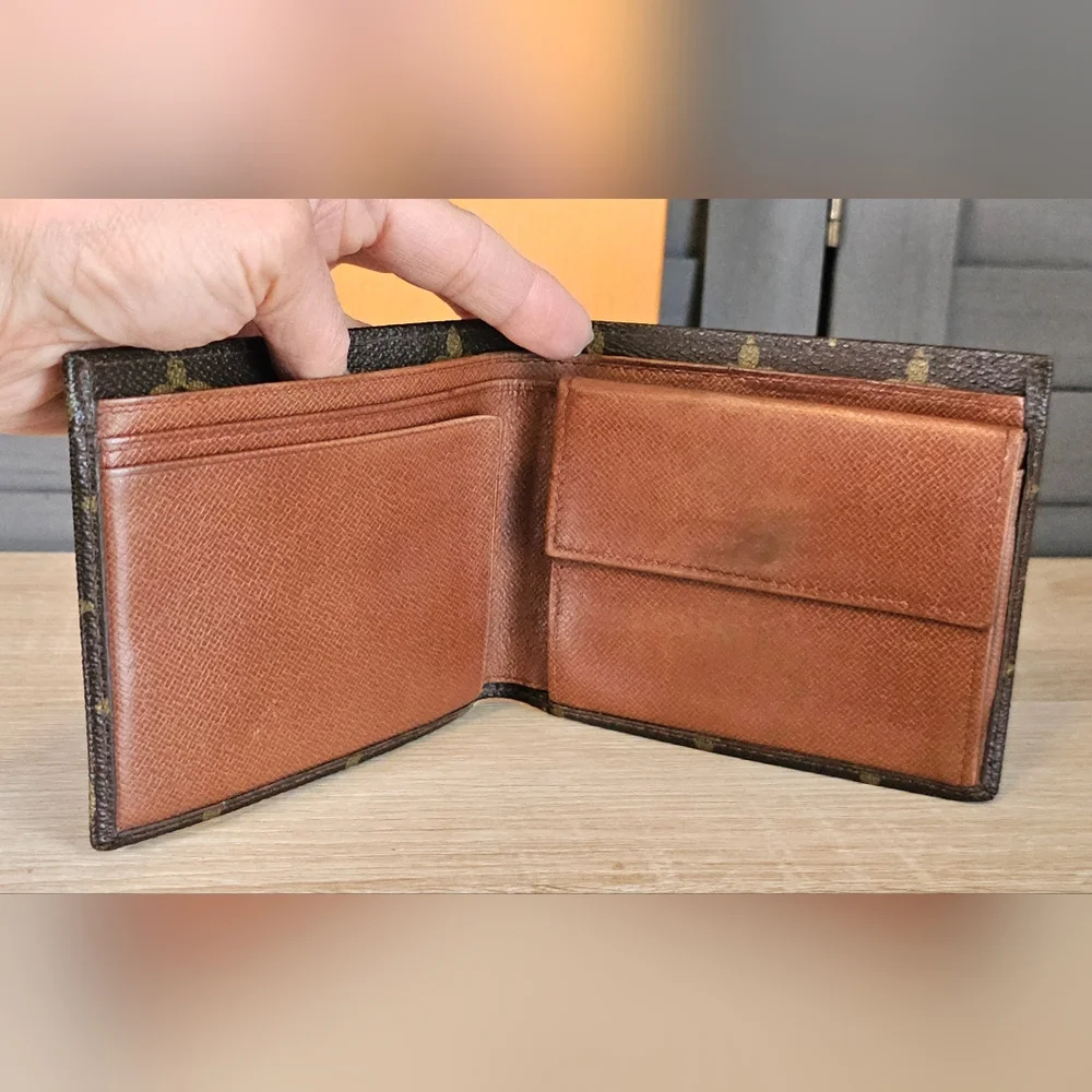 Authentic LOUIS VUITTON Monogram Porte Monet Bifold Vintage Wallet